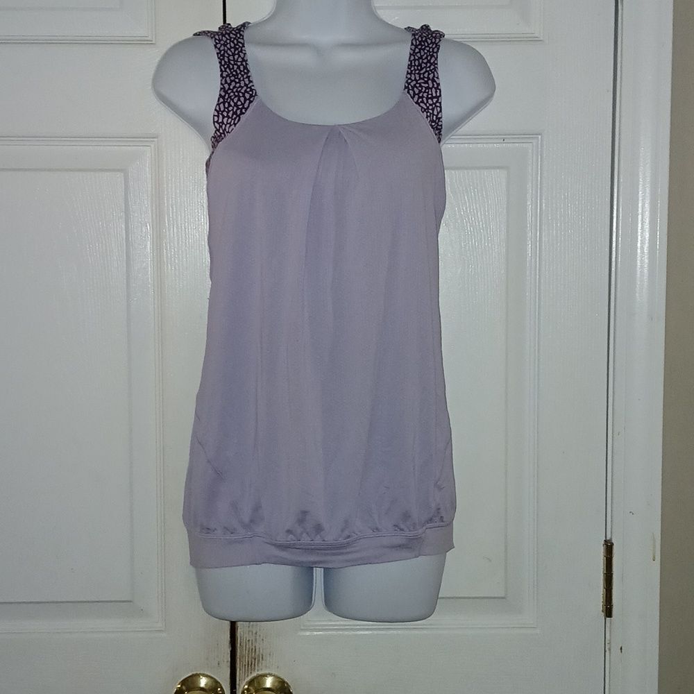 Lululemon Noveau Limits Tank Lilac size 4  NWOT